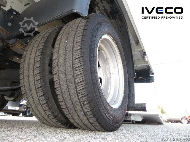 Transporter mit Koffer IVECO Daily 35C16 Koffer/LBW Klima, Zwillingsreifen