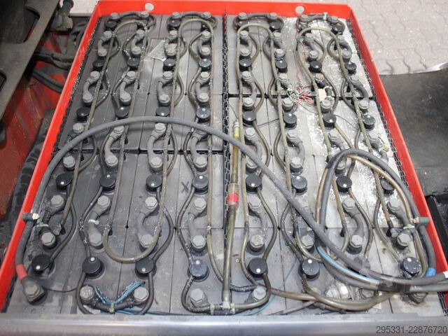 Elektro 4 Rad-Stapler Linde E 30 L-01  387