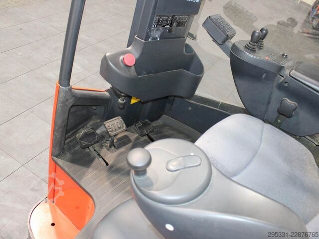 Schubmaststapler Linde R 16 X-02  116