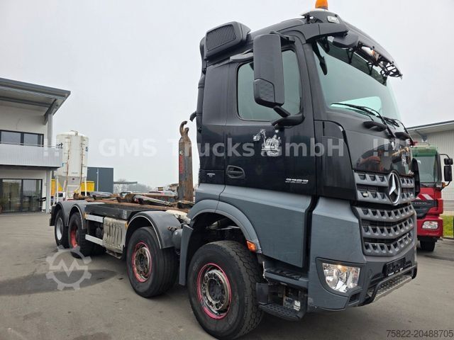 Abrollkipper MERCEDES-BENZ Arocs 3263 / 8X4 / Blatt/ Hiab XR26
