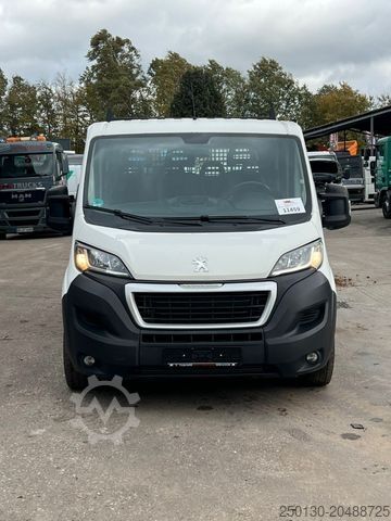 Pritschenwagen PEUGEOT Boxer DoKa Pritsche HDi 160 4x2