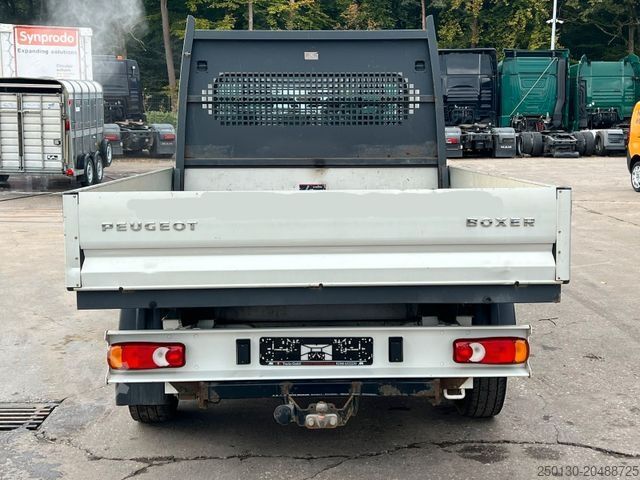 Pritschenwagen PEUGEOT Boxer DoKa Pritsche HDi 160 4x2