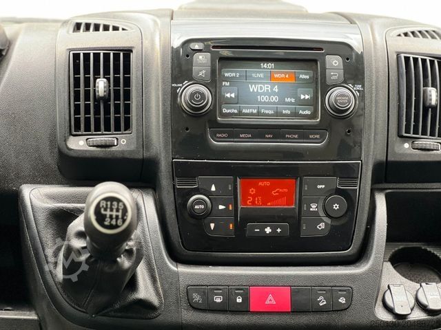 Pritschenwagen PEUGEOT Boxer DoKa Pritsche HDi 160 4x2