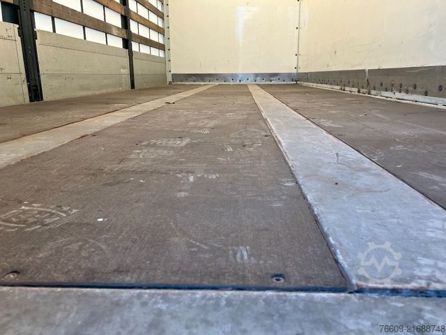 Swap body trailer SOMMER Wechselbrücke Koffer