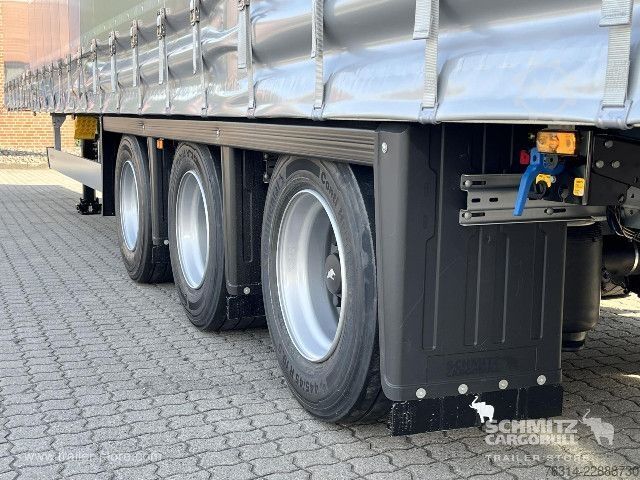 Open semitrailer with tarp Schmitz Cargobull Curtainsider Mega Getränke