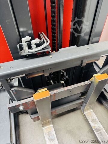 Reach Truck Linde R 20 -01Triplex
