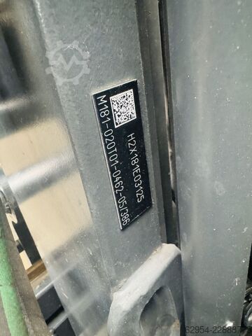 Electric 3-wheel forklift Linde E 16 C-01 Triplex Batterie Bj.22