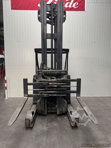 Reach Truck Linde R20 -01Triplex Klammergabel