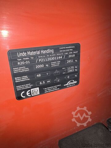 Reach Truck Linde R20 -01Triplex Klammergabel