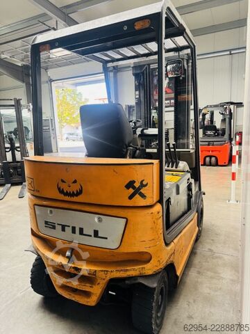 Electric 4-wheel forklift Still R60-25 Triplex Batterie 70%