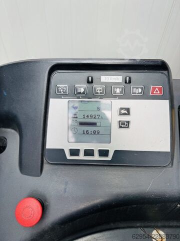 Electric 4-wheel forklift Still RX60-30 Duplex Batterie 70%