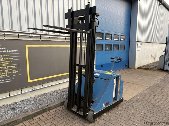 Elektrischer Hochhubwagen Blue Giant VS-22503 mit 3700 mm Hubhöhe BLUE GIANT LT144 W30