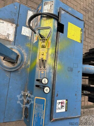 Elektrischer Hochhubwagen Blue Giant VS-22503 mit 3700 mm Hubhöhe BLUE GIANT LT144 W30