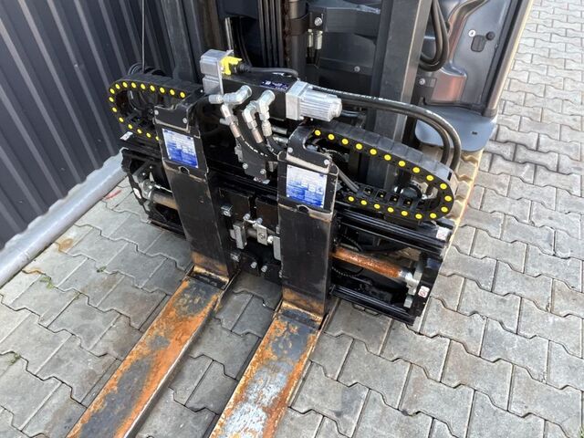Electric 4-wheel forklift Linde E 25-01