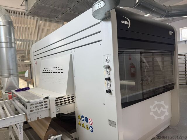 Painting robot Cefla Mito 2P