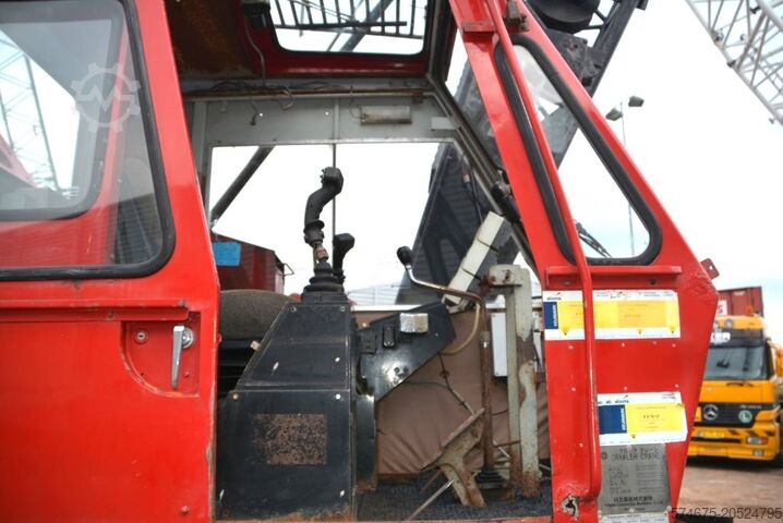 Mobile crane Hitachi KH 150-3