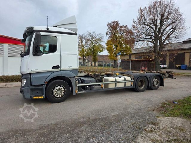 Swap body truck MERCEDES-BENZ 2545 BDF, Multiwechsler,neue Injektoren+ Ölpumpe