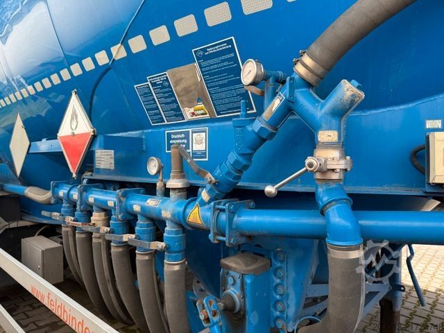 Silo semitrailer FELDBINDER Silo Auflieger 56.000 Liter ADR