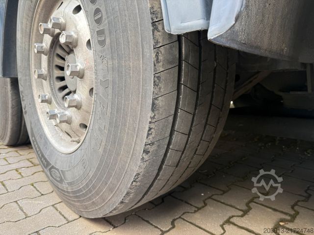 Silo semitrailer FELDBINDER Silo Auflieger 56.000 Liter ADR