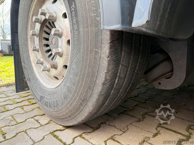 Silo semitrailer FELDBINDER Silo Auflieger 56.000 Liter ADR