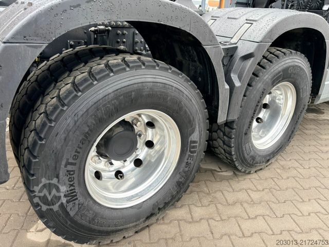 Standard tractor unit VOLVO VOLVO FH750 6x4 Euro6 LL SZM Kipphydraulik