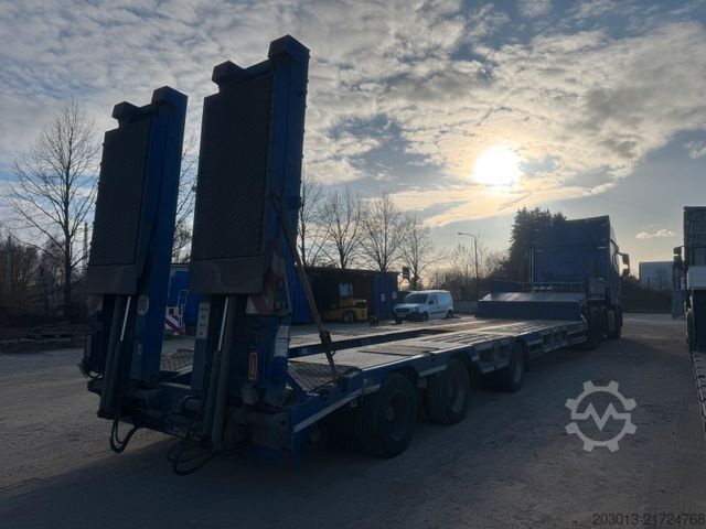 Low loader semitrailer LANGENDORF SATÜ 30-10,0M Tieflader 3 Achse - mit Radmulden