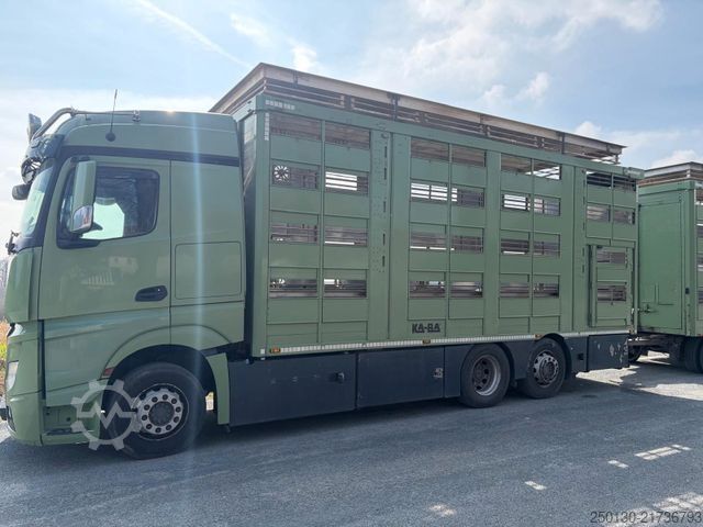 Cattle truck MERCEDES-BENZ Actros 2545 L 6x2 4.Stock Ka-Ba Komplettzug
