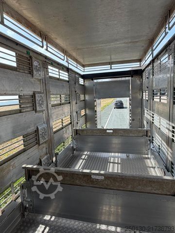 Cattle truck MERCEDES-BENZ Actros 2545 L 6x2 4.Stock Ka-Ba Komplettzug