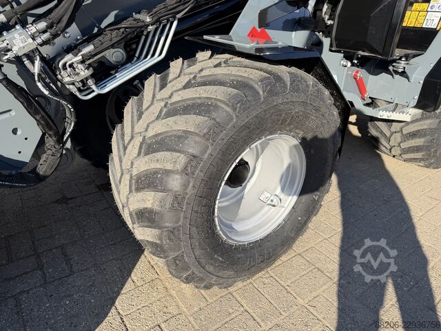  GIANT G3500 TELE minishovel NIEUW €960 LEASE
