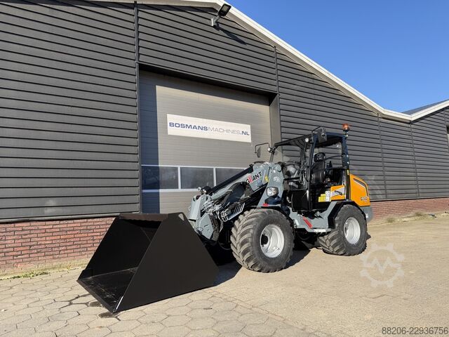  GIANT G3500 TELE minishovel NIEUW €960 LEASE