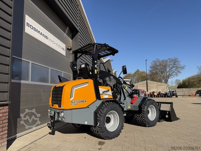  GIANT G2700 X-TRA HD+ minishovel NIEUW (giekvering, pro-inching - kogeltrekhaak)