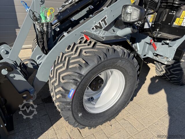  GIANT G2700 X-TRA HD+ minishovel NIEUW (giekvering, pro-inching - kogeltrekhaak)