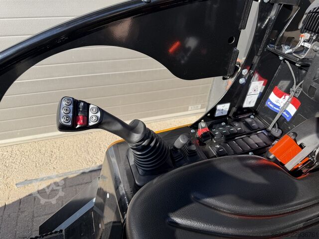  GIANT G2700 X-TRA HD+ minishovel NIEUW (giekvering, pro-inching - kogeltrekhaak)