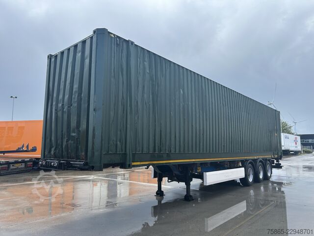 Container transport Krone Box Liner / Chassis + 45 Ft High Cube Container...