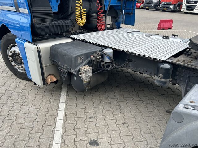 Standard tractor Man TGX 18.400 Euro 5 / XLX Cab / NL Truck / APK TU...