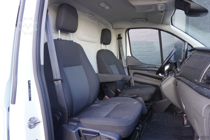 Delivery van Ford Transit Custom 2.0 TDCI 130PK Automaat EURO 6  ...