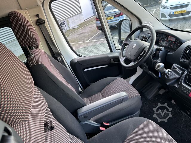 Passenger van Peugeot Boxer 330 2.2 HDI L1H1 Premium / 204 dkm / 9 Se...