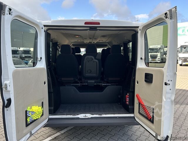 Passenger van Peugeot Boxer 330 2.2 HDI L1H1 Premium / 204 dkm / 9 Se...