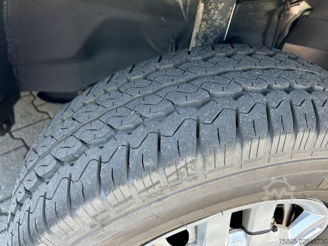 Passenger van Peugeot Boxer 330 2.2 HDI L1H1 Premium / 204 dkm / 9 Se...