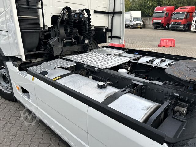 Standard tractor Volvo FH 500 Globetrotter XL / 236 dkm / Tacho V2 / V...