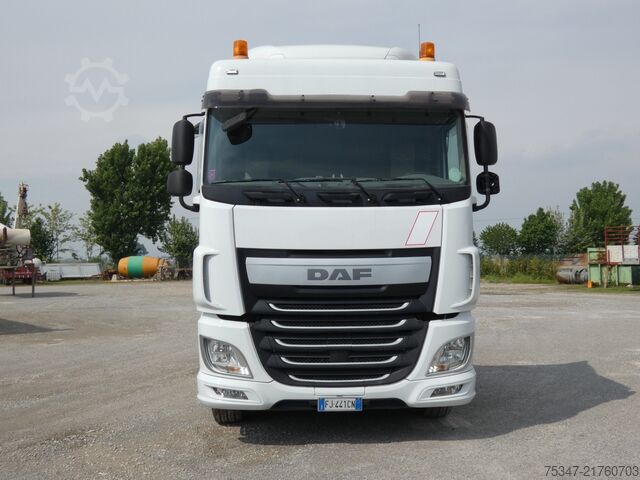 Standard tractor unit DAF XF 460