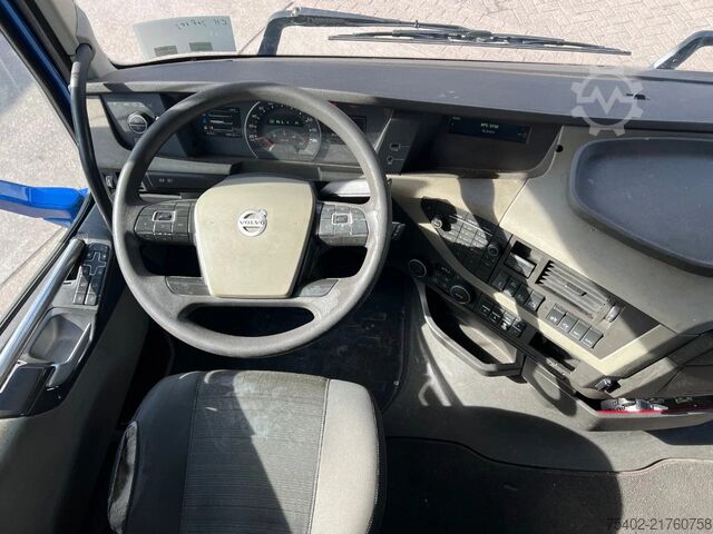 Standard-SZM Volvo FH 13.420 / Globetrotter / PTO / ADR