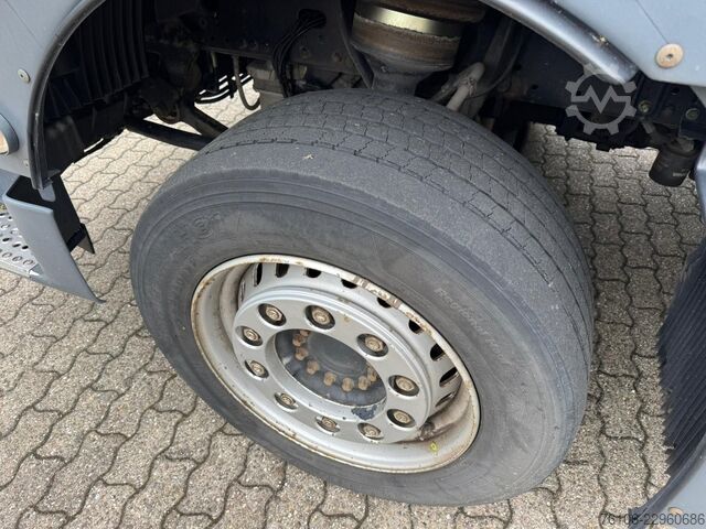 Standard tractor unit MAN TGX 18.460 4x2   Schlafkabine *retarder*