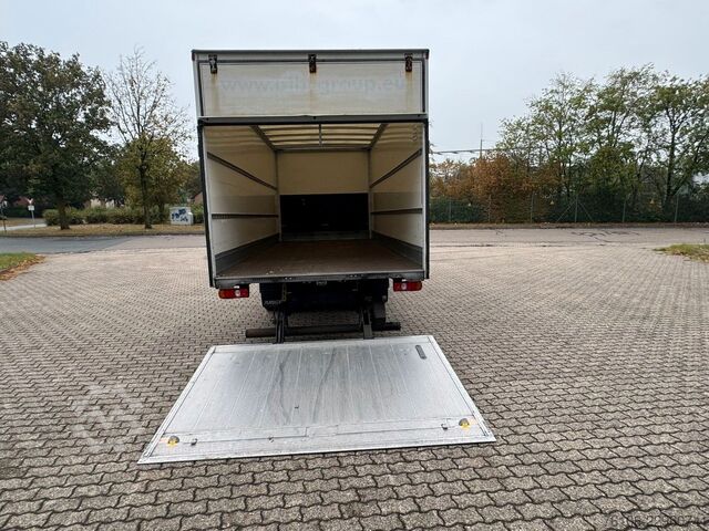 LKW mit Kofferaufbau FUSO Canter 7C15 Koffer mit Ladebordwand