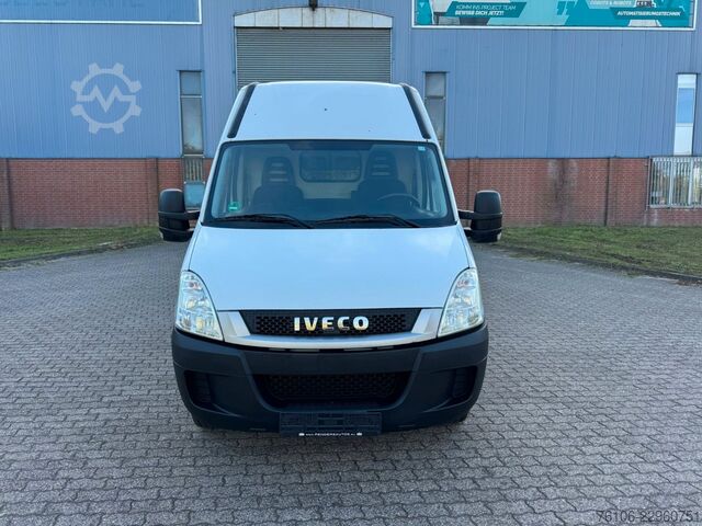 Kastenwagen hoch IVECO Daily 50C17 Kastenwagen 3 liter *AHK*