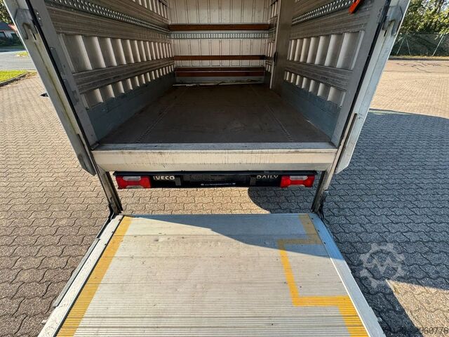 Transporter mit Koffer IVECO Daily 35S13 Koffer mit Ladebordwand*Klima*