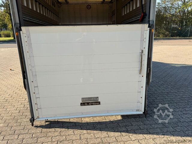 Transporter mit Koffer IVECO Daily 35S13 Koffer mit Ladebordwand*Klima*