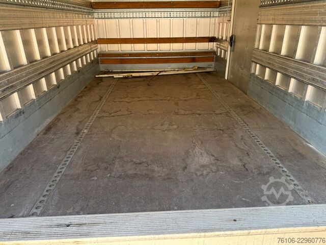 Transporter mit Koffer IVECO Daily 35S13 Koffer mit Ladebordwand*Klima*