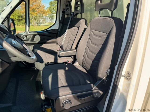 Transporter mit Koffer IVECO Daily 35S13 Koffer mit Ladebordwand*Klima*