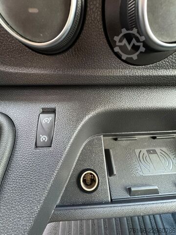 Transporter mit Koffer RENAULT Master Koffer mit Ladebordwand *Klima*Kamera